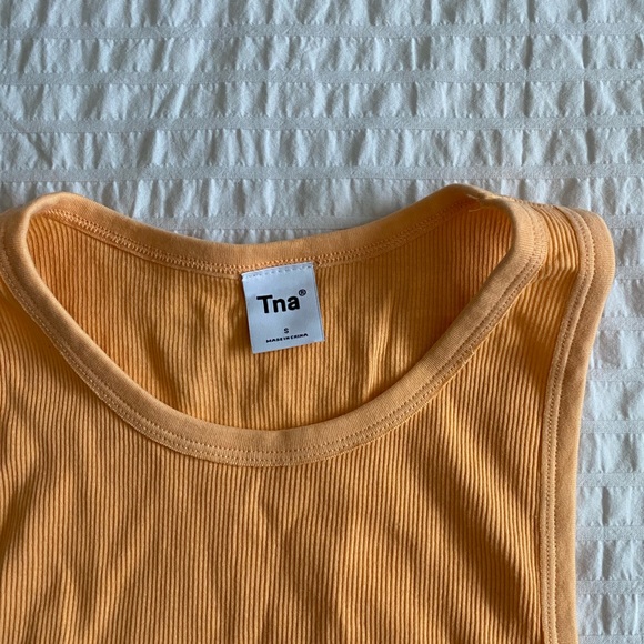 TNA Ribbed Cropped Racerback Tank - Apricot Chiffon - Picture 2 of 4